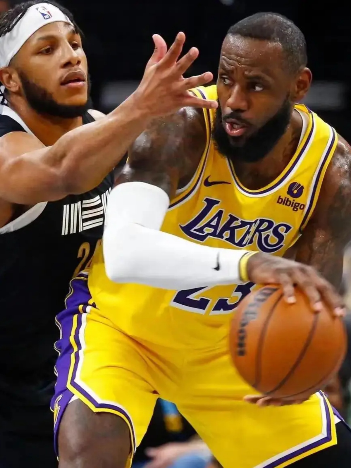 开云下载-詹姆斯迎来十二赛季出色发挥，TL观众热烈欢呼！上演精彩一战的简单介绍